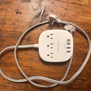 White Power Strip with USB Ports